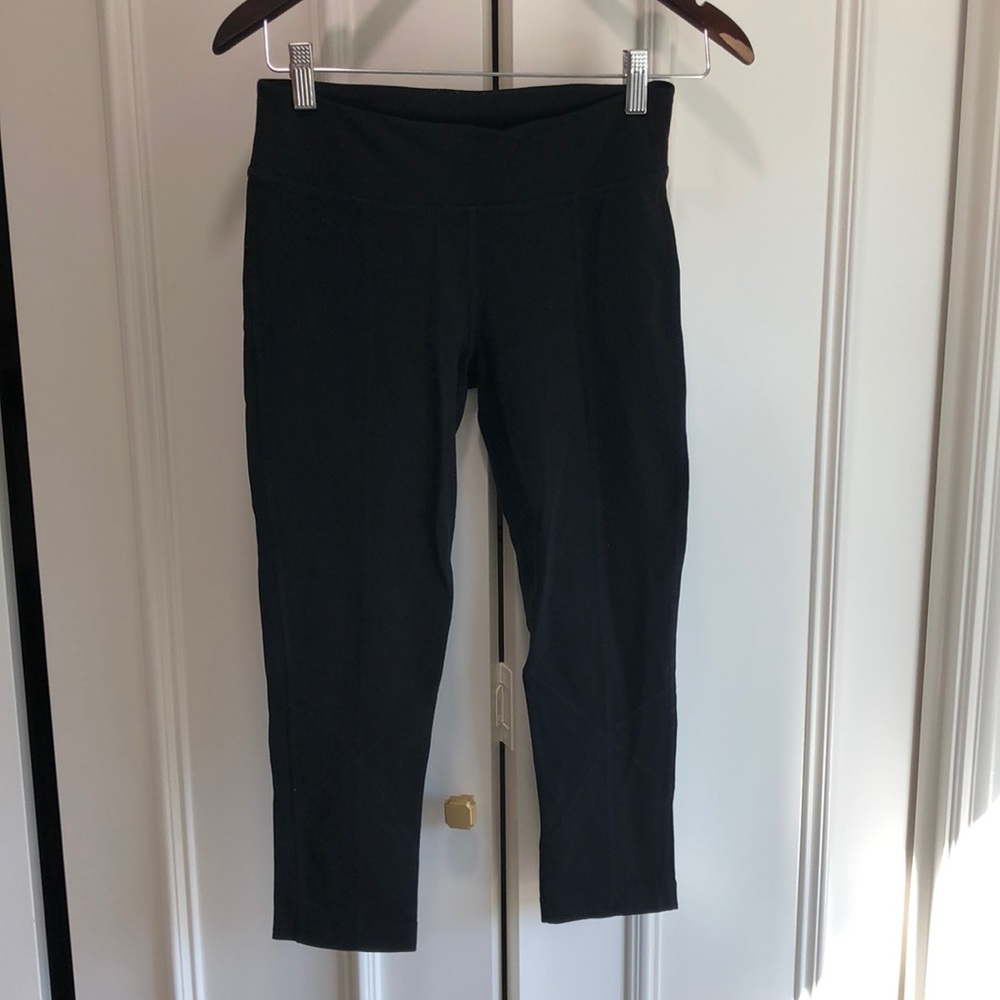 Prana size S black capri length leggings